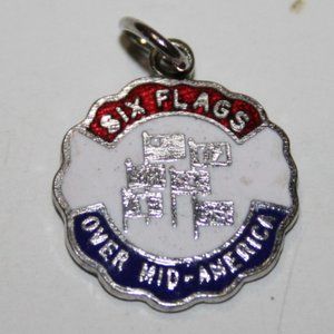 Silver Six-Flags charm 5/8"
